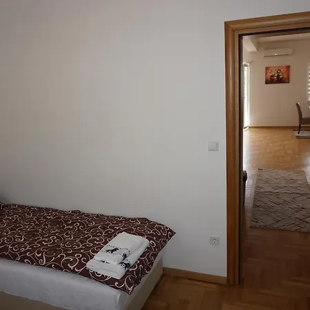 ヴィラ Sarajevo *